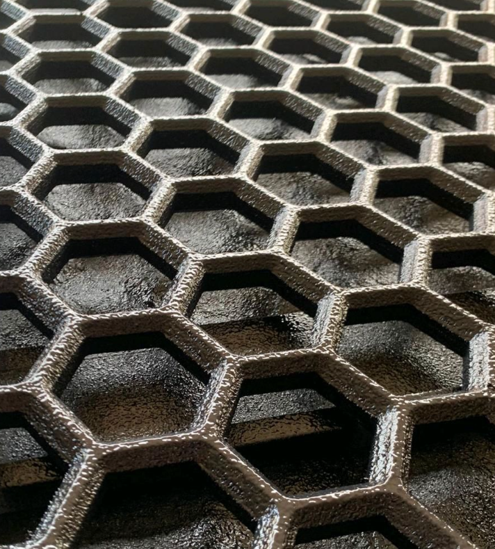 Blume's Klangschmiede | Über uns | Klang & Akustik | Lautsprecher-Bau | Materialien & Komponenten | Service & Produktion | Technik & Elektronik | FAQ